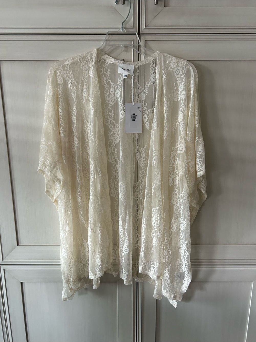 ANDREE BY UNIT Ivory Lace Open-Front Kimono